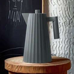 Kitchen|Dr. Martens Alessi Electric Kettle - Plisse Grey - 1.7L