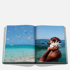 Decorative Accessories|Dr. Martens Assouline Redsea The Saudi Coast