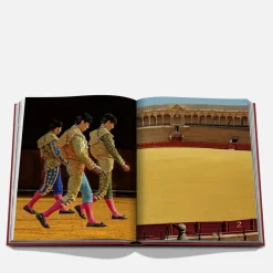 Bedroom|Dr. Martens Assouline: Sevilla Arte