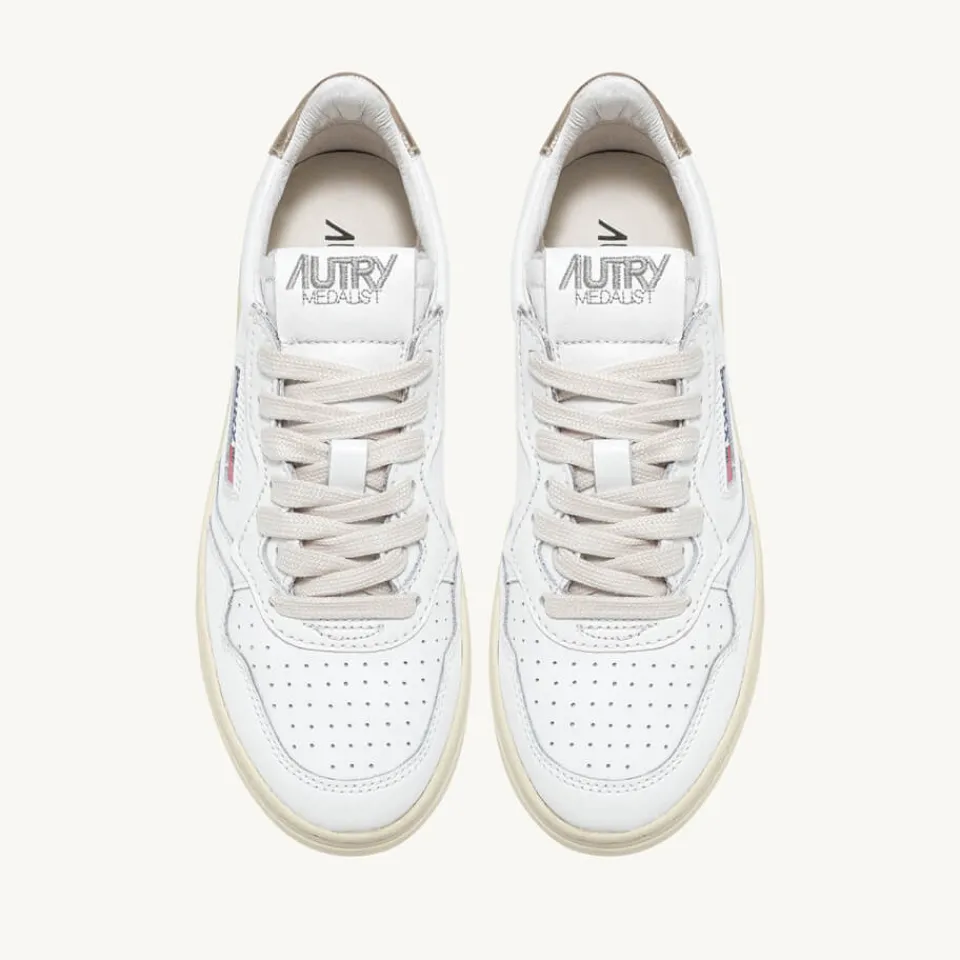 Trainers|Autry Medalist Leather Trainers - 3
