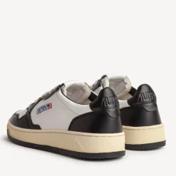 Trainers|Autry Men's Medalist Leather Court Trainers - UK 8