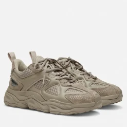 Trainers|Calvin Klein Axel Arigato Men's Satellite Leather and Mesh Runner Trainers - UK 7