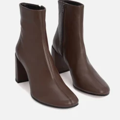 Boots|BY FAR Women's Vlada Leather Heeled Boots - UK 4