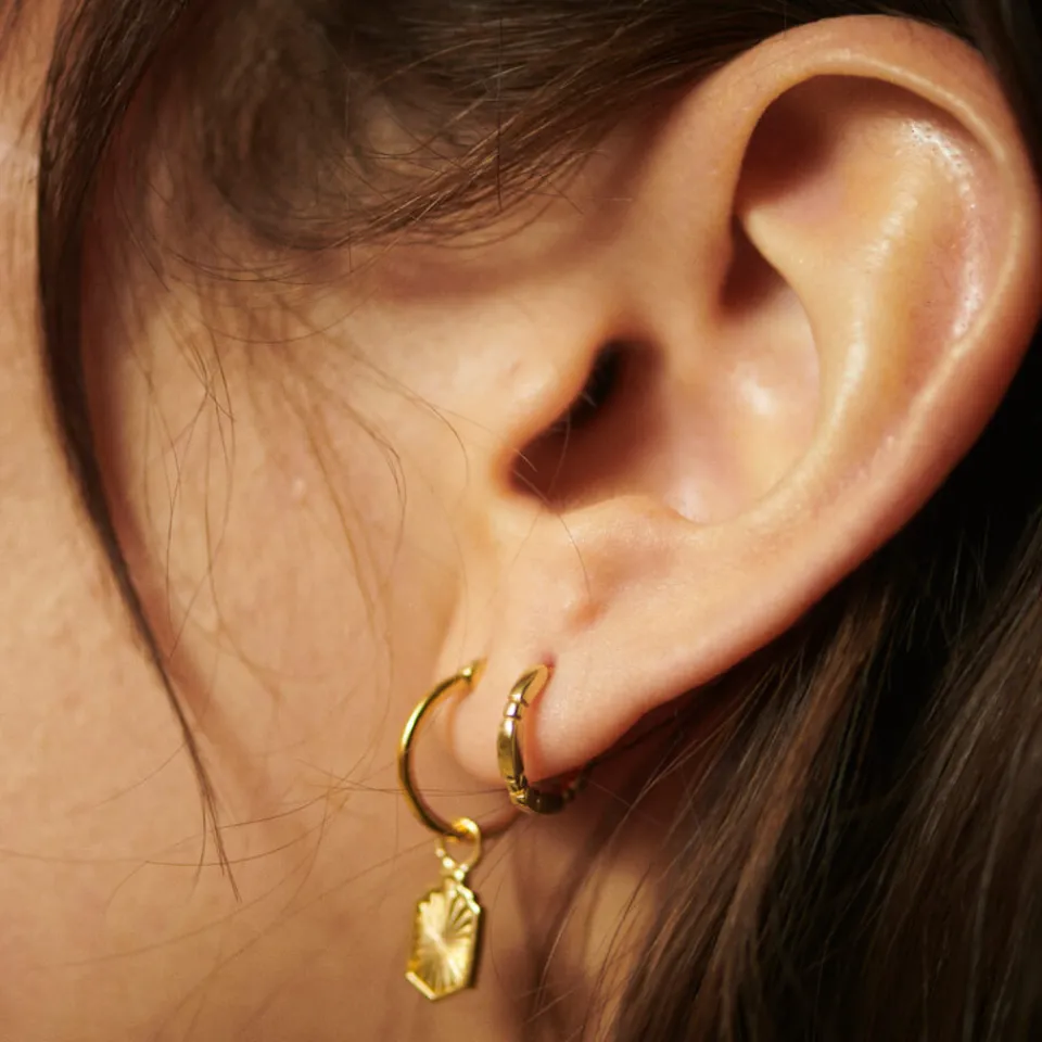 Jewellery|Dr. Martens Daisy London Stacked 18-Karat Gold Plated Huggie Hoop Earrings