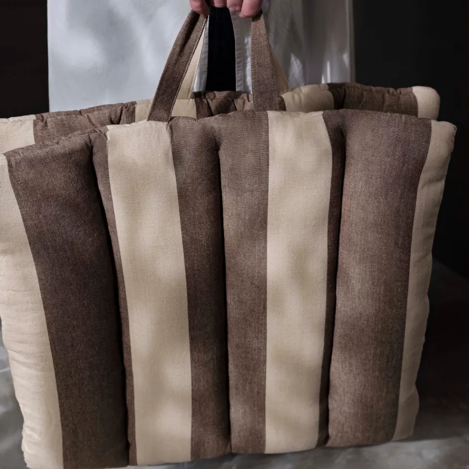 Outdoors|Ferm Living Strand Folding Mat - Carob Brown/Parchment