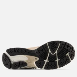 Trainers|Maison Kitsuné New Balance Men's 1906 Suede and Mesh Trainers - UK 7