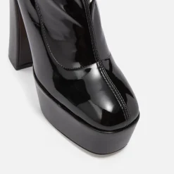 Boots|Dr. Martens Stuart Weitzman Women’s Skyhigh Stuart Leather Platform Boots - UK 8