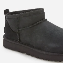 Boots|Coach UGG Women's Classic Ultra Mini Sheepskin Boots - Black - UK 4