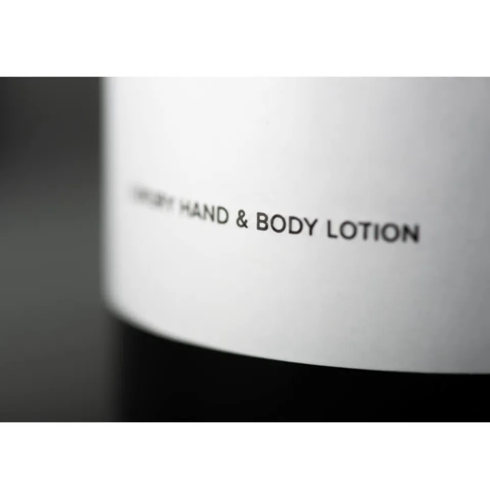 Bathroom|Bedroom|Dr. Martens Urban Apothecary Coconut Grove Luxury Hand & Body Lotion 300ml
