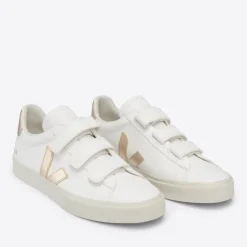 Trainers|Veja Recife Chrome-Free Leather Trainers - UK 3