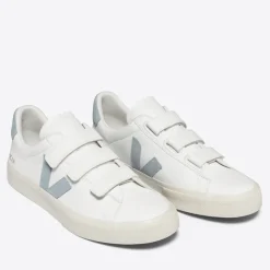 Trainers|Veja Women's Recife Chrome Free Leather Velcro Trainers - UK 3