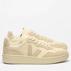 Trainers|Veja Women's V-90 Bastille Leather Trainers - UK 3