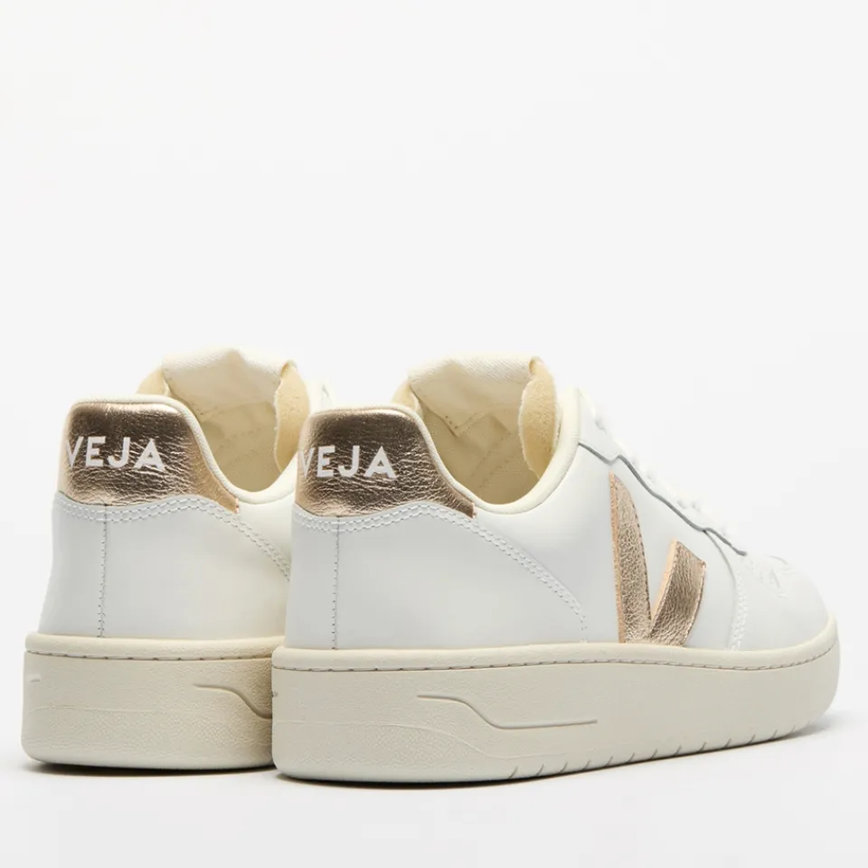 Trainers|Veja Women's V-10 Leather Trainers - UK 3